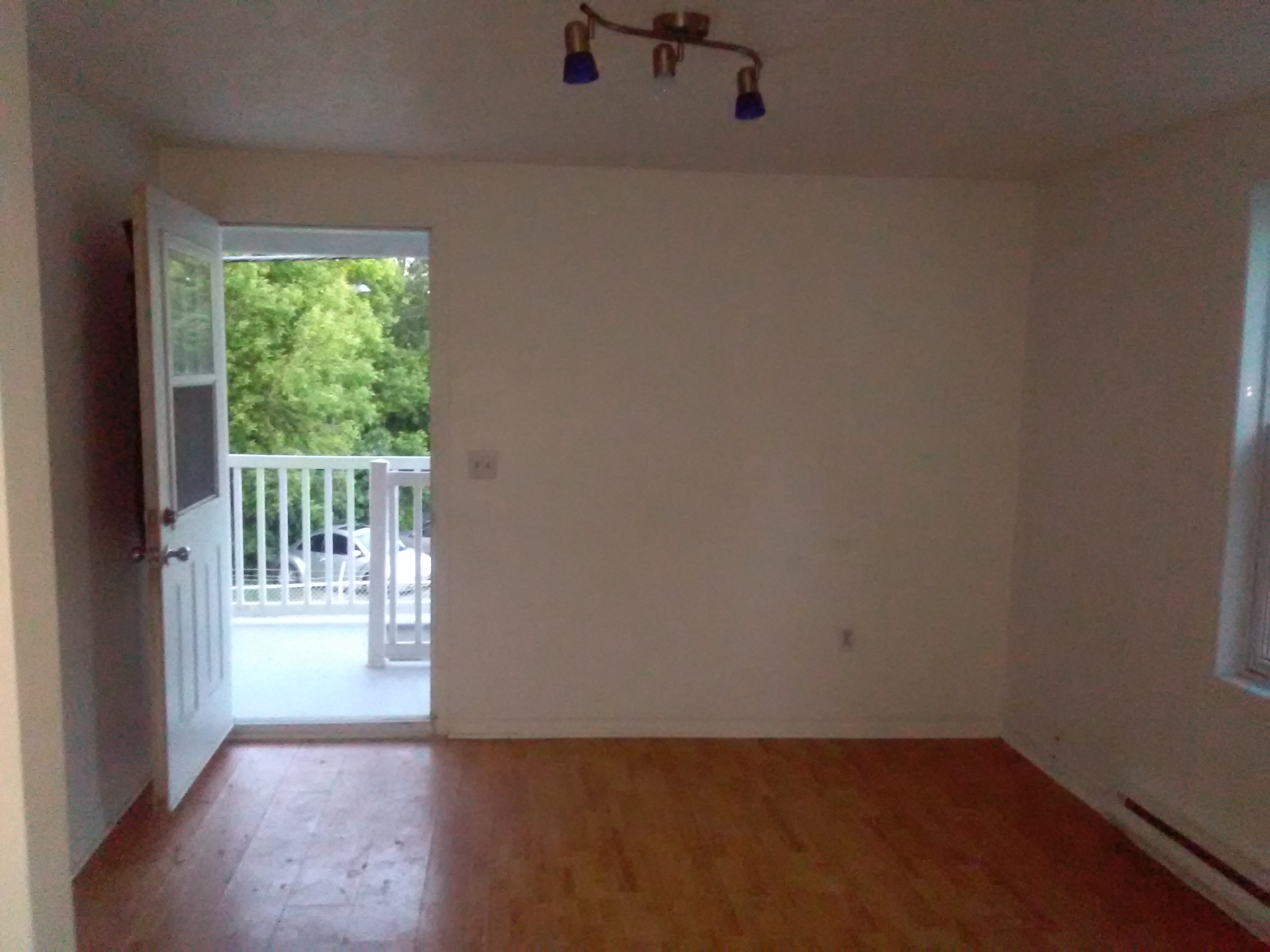 Estrie Sherbrooke Location Appart. 5 pices+ 5 et demi au centre ville de sherbrooke